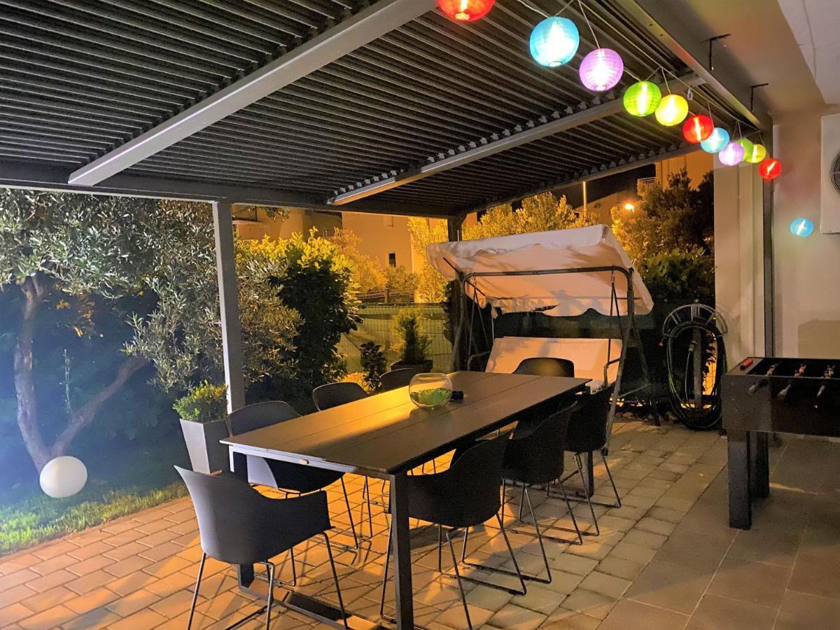 Lux Apartment Sea Shell With Jacuzzi Apartma Makarska