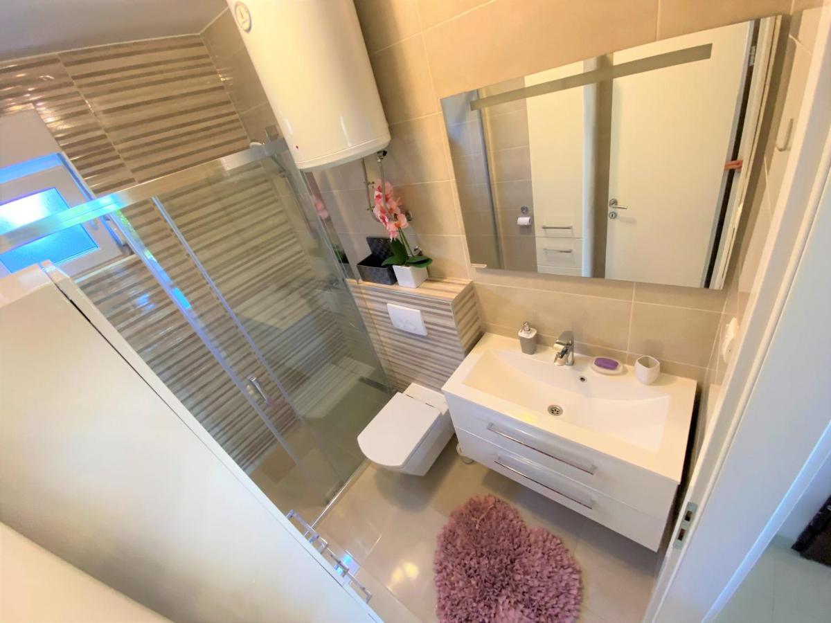 Lux Apartment Sea Shell With Jacuzzi *