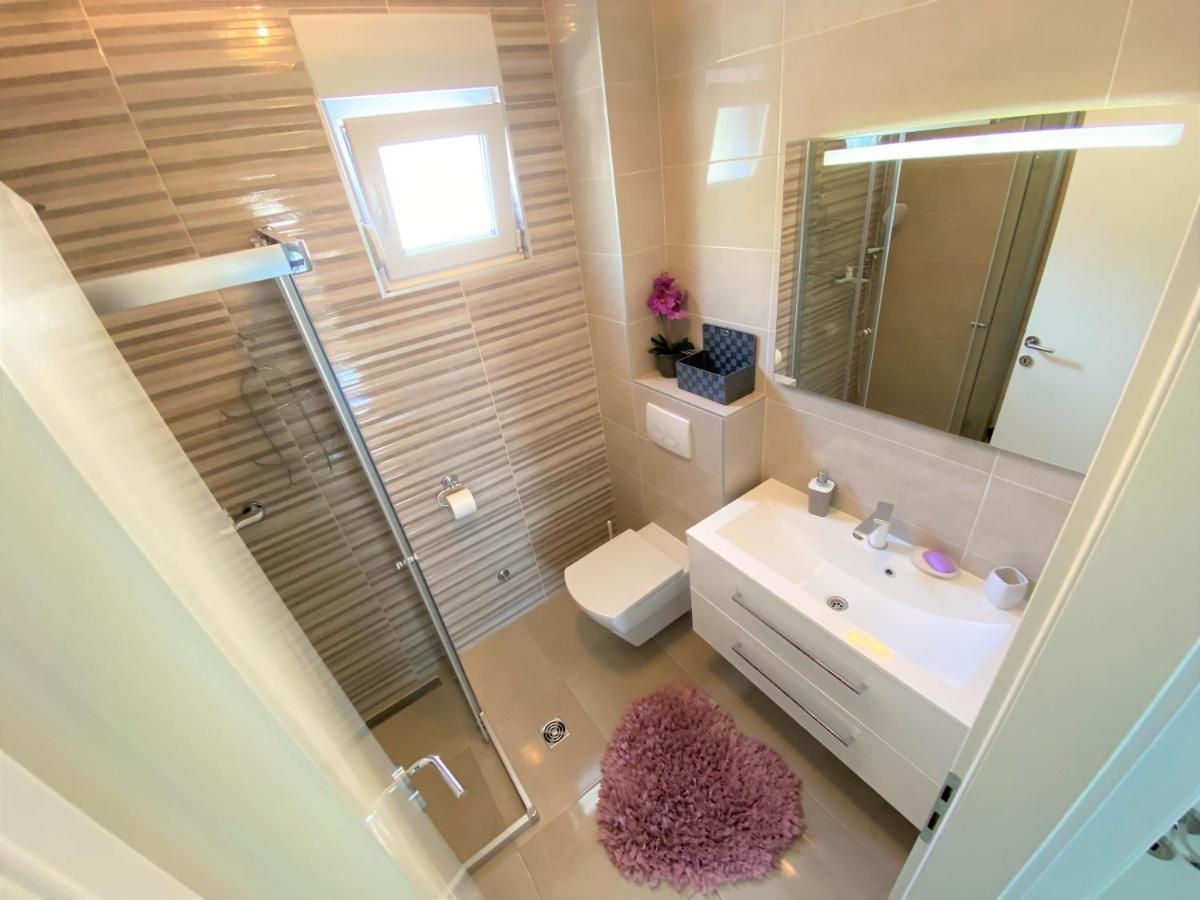 Lux Apartment Sea Shell With Jacuzzi *